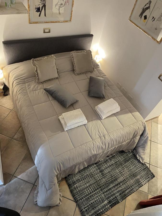 Epicuro Guest House Somma Lombardo Eksteriør billede