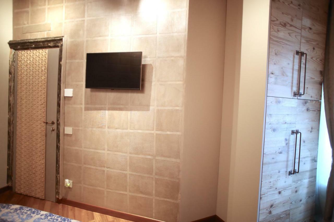 Epicuro Guest House Somma Lombardo Eksteriør billede